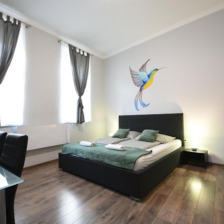 Kolibri Apartman - Makó Buitenkant foto
