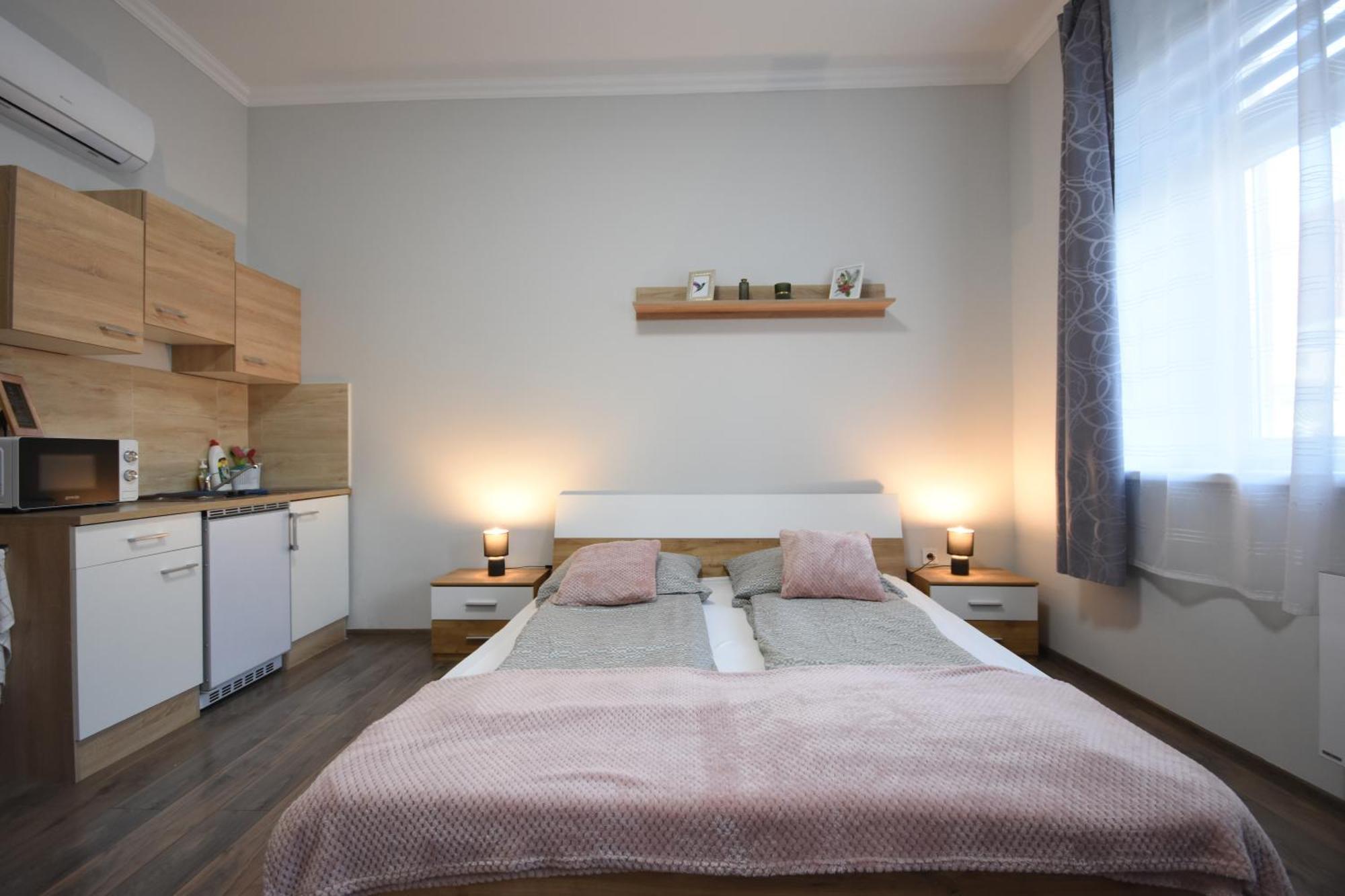 Kolibri Apartman - Makó Buitenkant foto